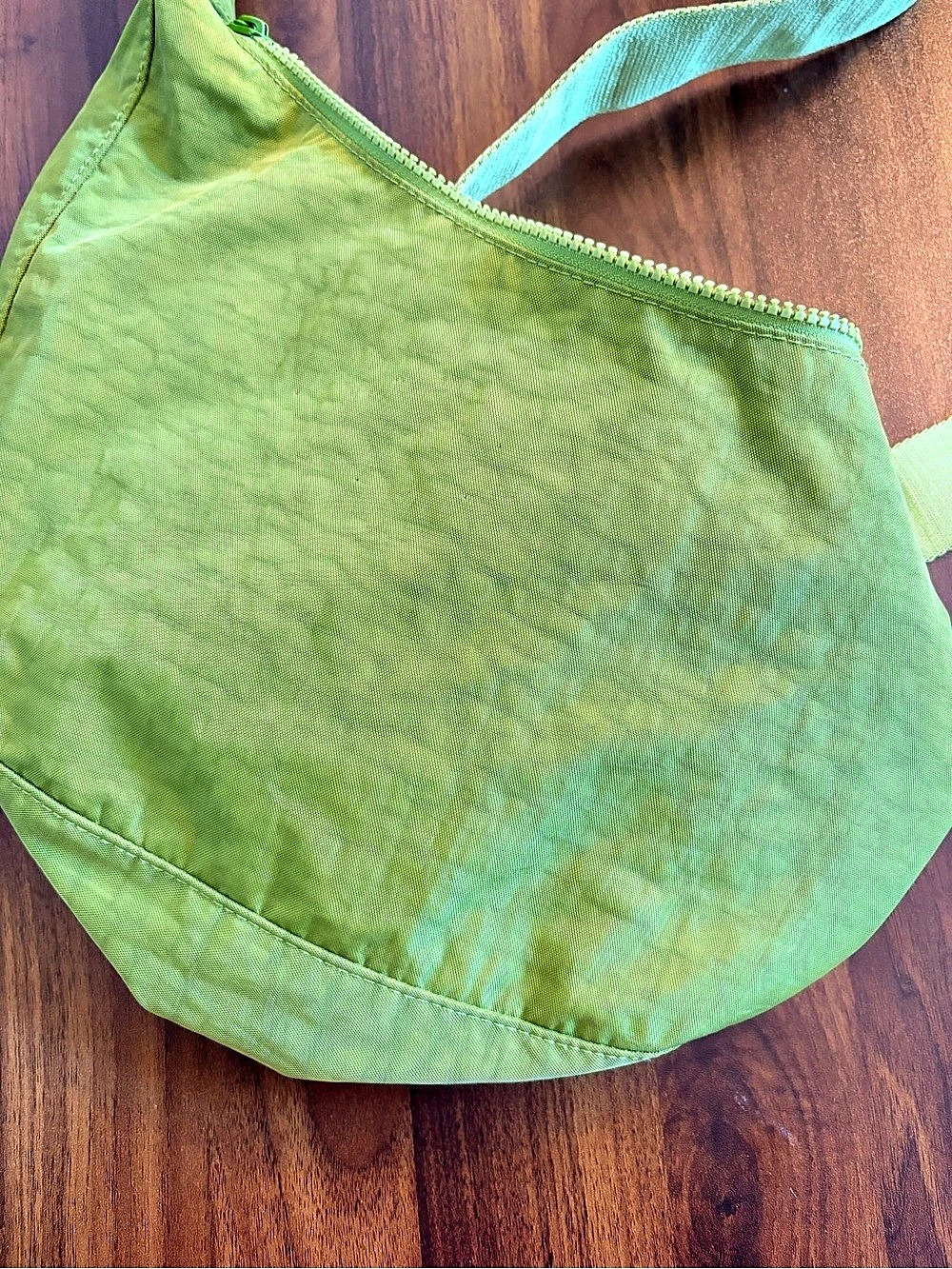 BAGGU Green Crescent Bag - Picture 10 of 10
